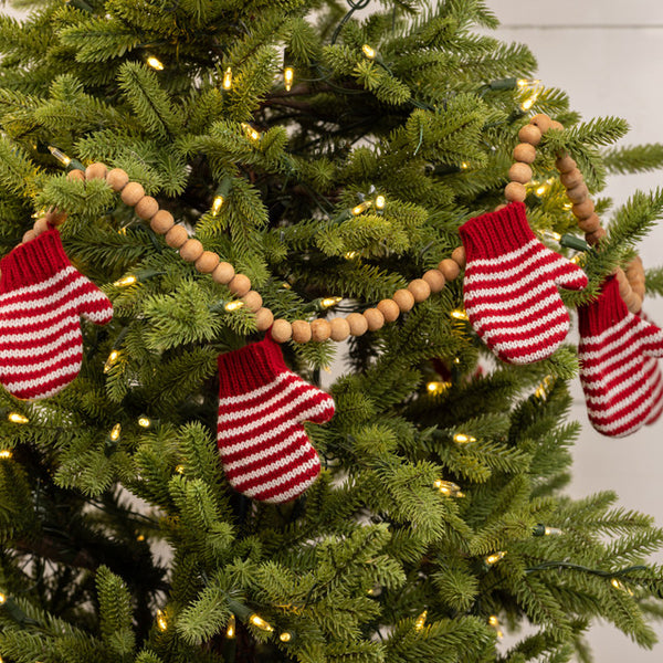 9' WOODEN BEAD W/ KNIT RED AND WHITE MITTEN GARLAND