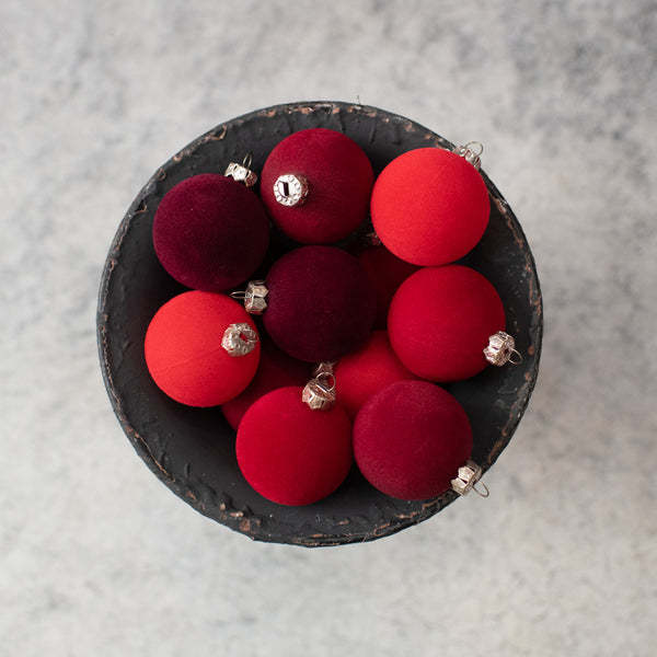 SET/ 12 - 1.75" RED FLOCKED BALLS